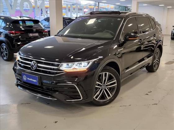 VOLKSWAGEN TIGUAN 2.0 300 TSI GASOLINA ALLSPACE R-LINE AUTOMÁTICO VOLKSWAGEN TIGUAN 2.0 300 TSI GASOLINA ALLSPACE R-LINE AUTOMÁTICO